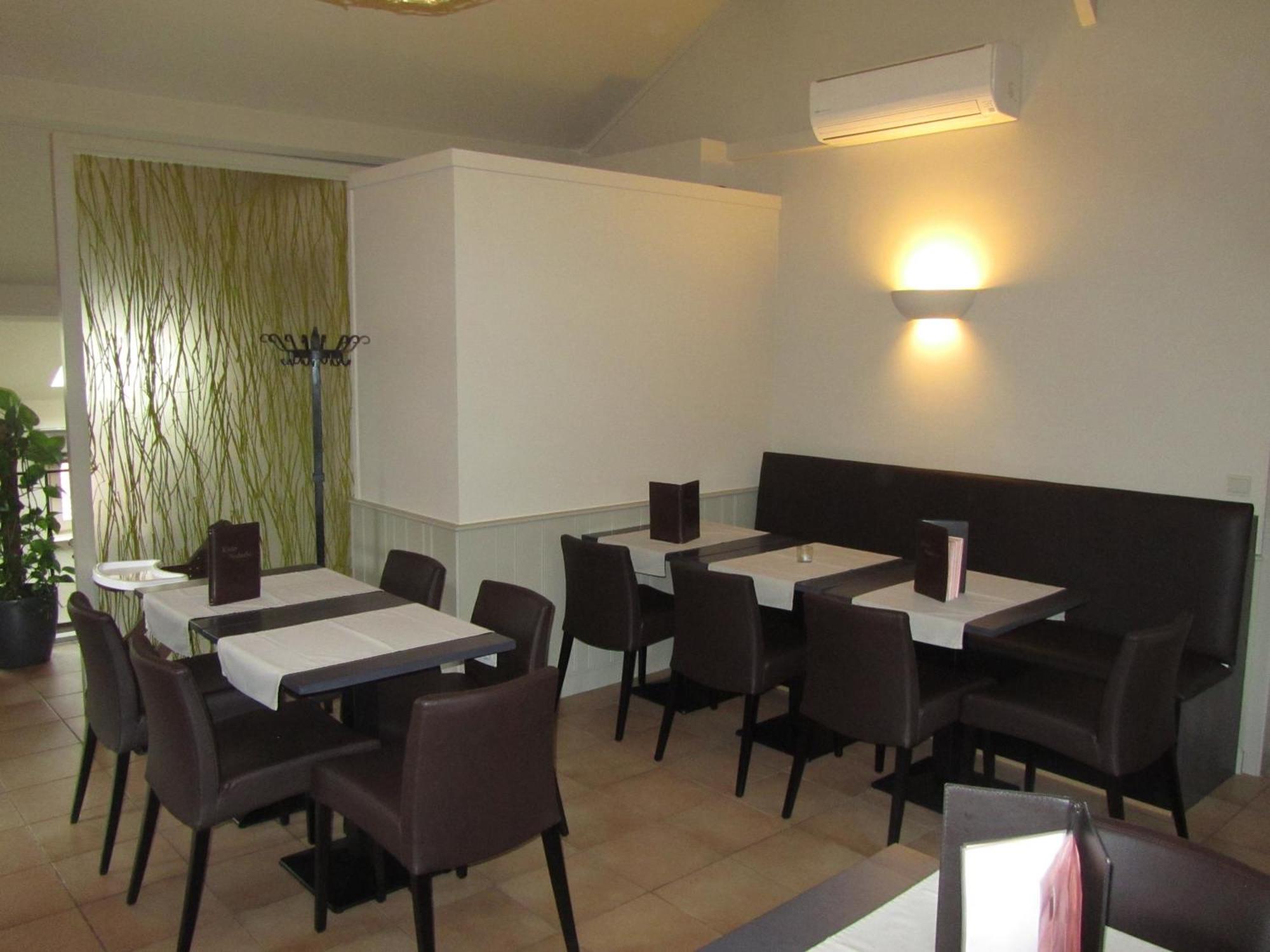 Hotel Klein Nederlo Vlezenbeek ภายนอก รูปภาพ