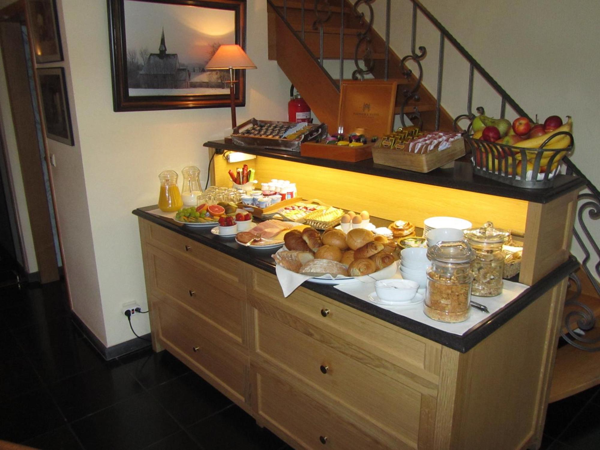 Hotel Klein Nederlo Vlezenbeek ภายนอก รูปภาพ